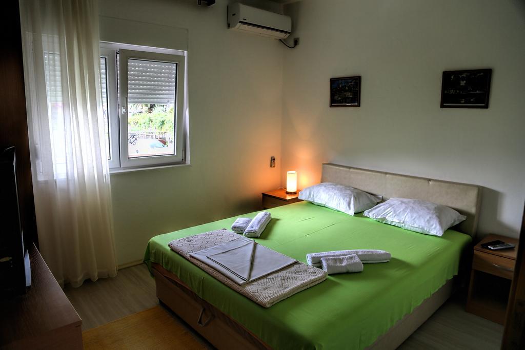 Apartments Kordic Budva Oda fotoğraf
